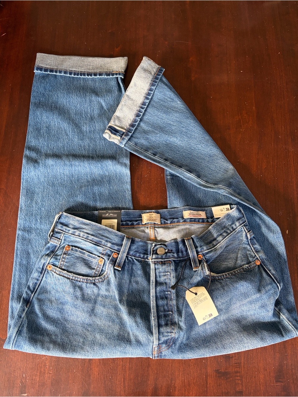 Levis 501 90’s Selvedge Denim Jeans Get on Board Medium Wash Size 30x30 NWT - Picture 8 of 14